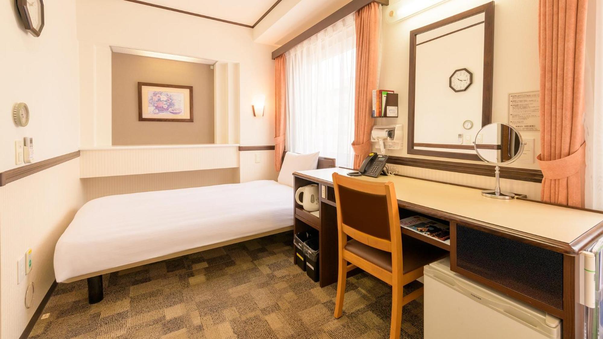 Toyoko Inn Fukushima eki Nishi guchi Værelse billede